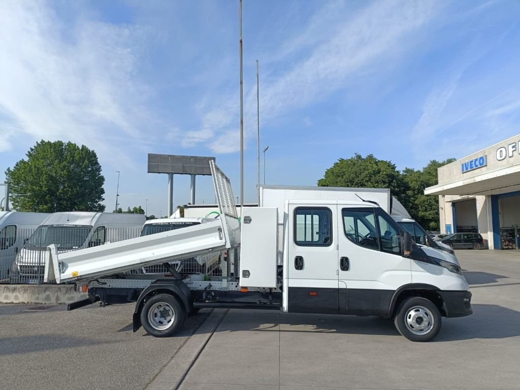 Iveco DAILY 35C16 6 POSTI 3.0 CC DOPPIA CABINA RIBALTAB Ribaltabile Usato - foto 3