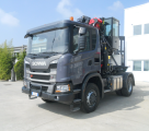 Scania G500XT trattore con gru 4x4